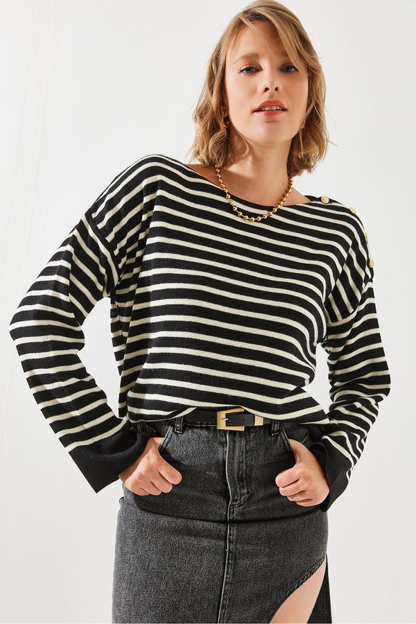 Bianco Lucci Bianco Lucci Women's Striped Shoulder Buttoned Sweater