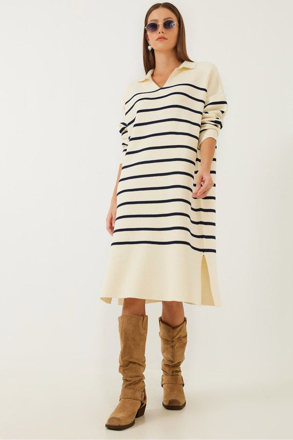 Bianco Lucci Bianco Lucci Women's V-Neck Striped Knitwear Dress with Side Slits