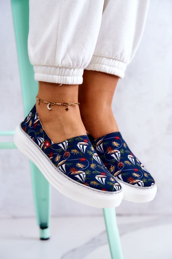 BIG STAR SHOES BIG STAR SHOES Women's Sneakers Slip On Memory Foam Big Star