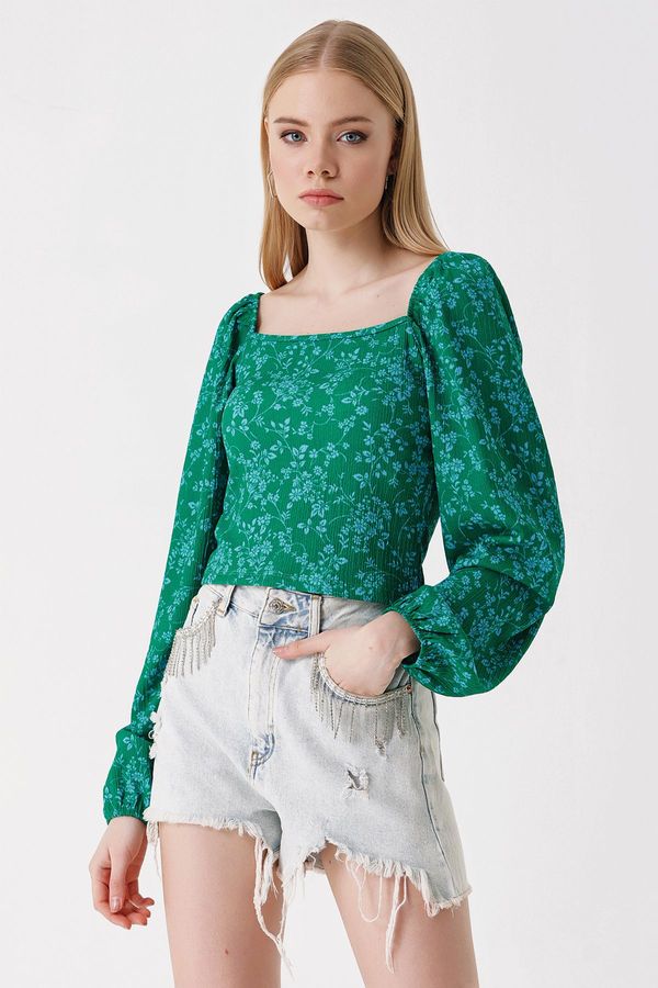 Bigdart Bigdart 0465 Balloon Sleeve Knitted Blouse - Green