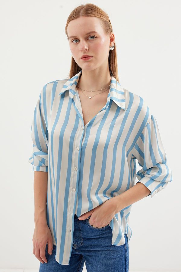 Bigdart Bigdart 3964 Lightly Flowing Satin Shirt - E. Blue