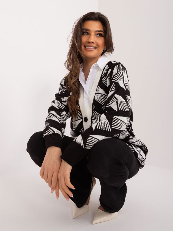 Fashionhunters Black and white patterned cardigan