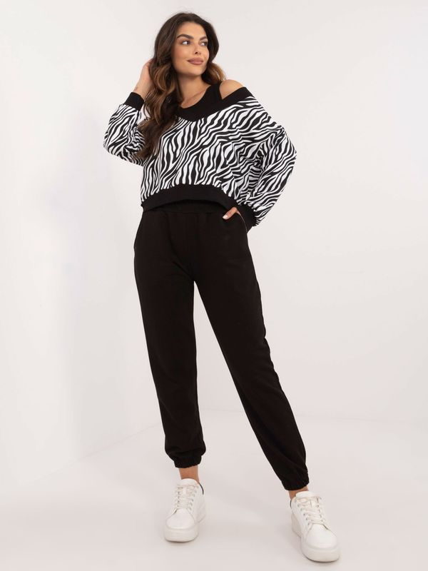 Fashionhunters Black and white three-piece set with top