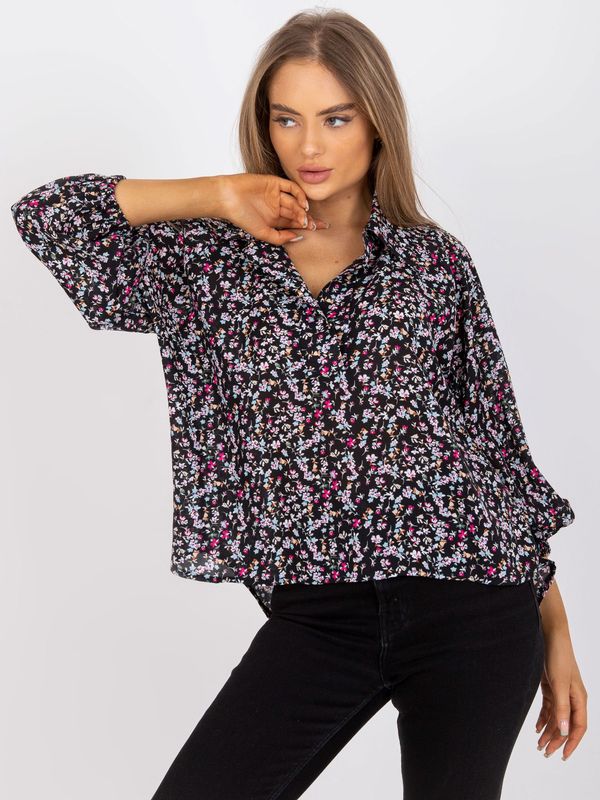 Fashionhunters Black blouse of loose cut with print ZULUNA