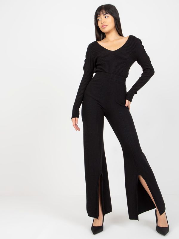 Fashionhunters Black knitted trousers with high waist