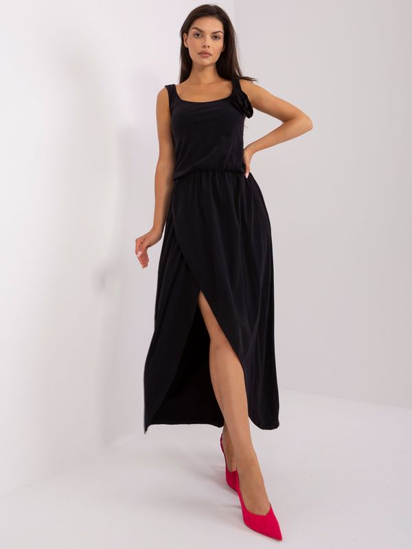 Fashionhunters Black maxi dress