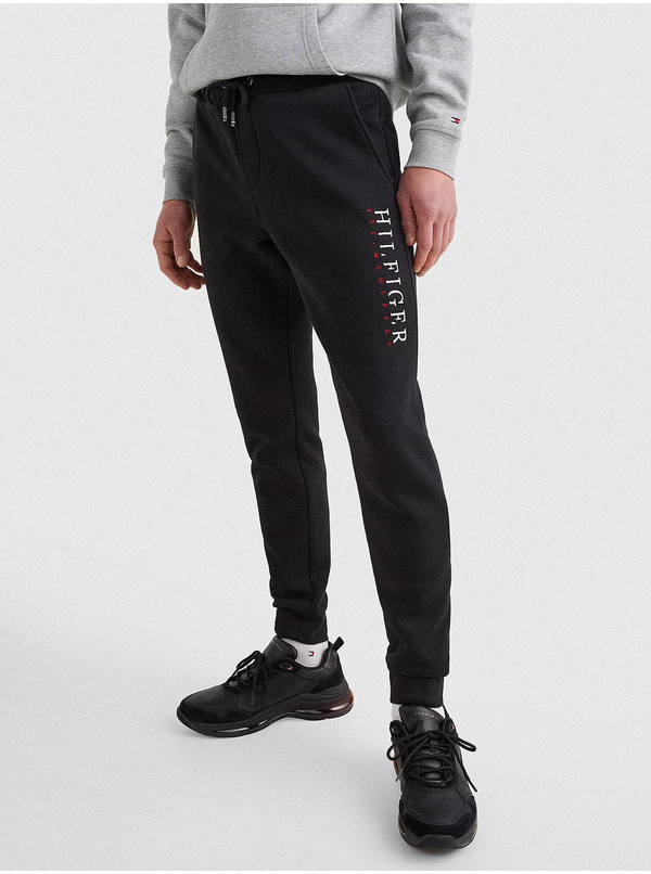 Tommy Hilfiger Black men's sweatpants with Tommy Hilfiger inscription - Men