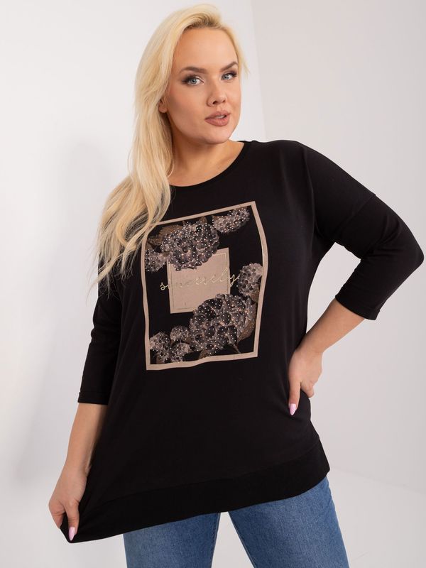 Fashionhunters Black plus-size cotton blouse with applique