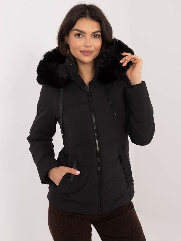 Fashionhunters Black quilted poloseason jacket with fur