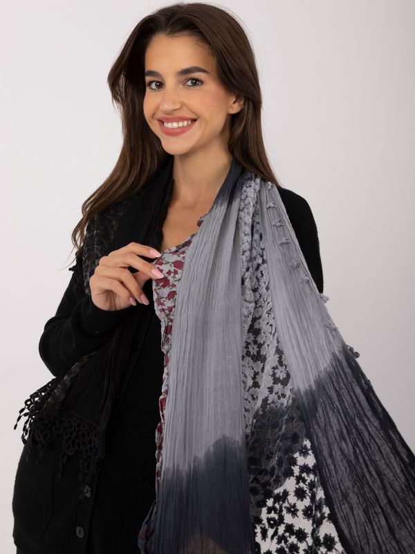 Fashionhunters Black women's cotton scarf