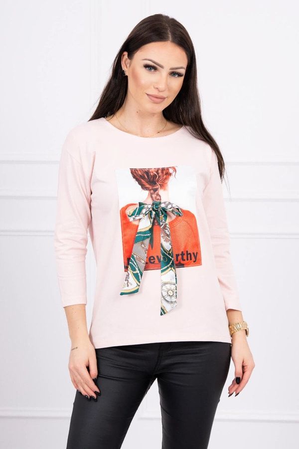 Kesi Blouse with 3D graphics Remarkable powder pink