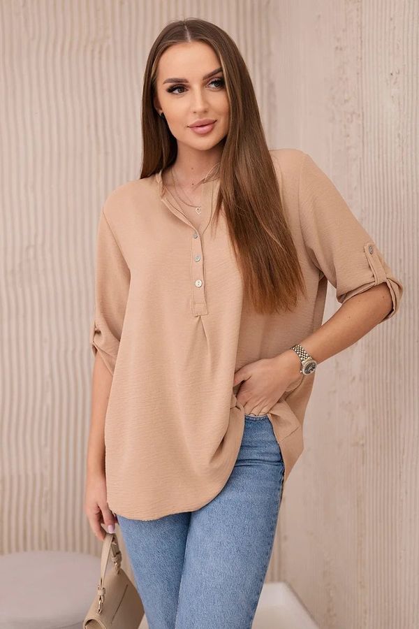 Kesi Blouse with a longer back Camel