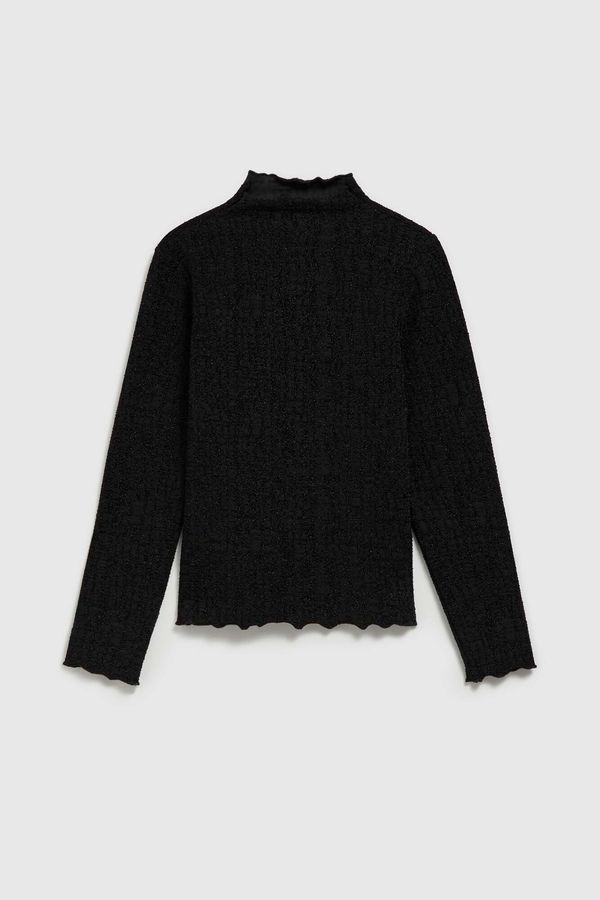 Moodo Blouse with half turtleneck