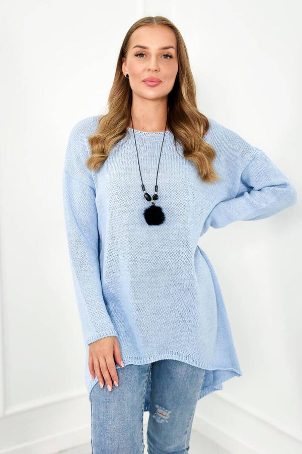 Kesi Blue sweater with necklace