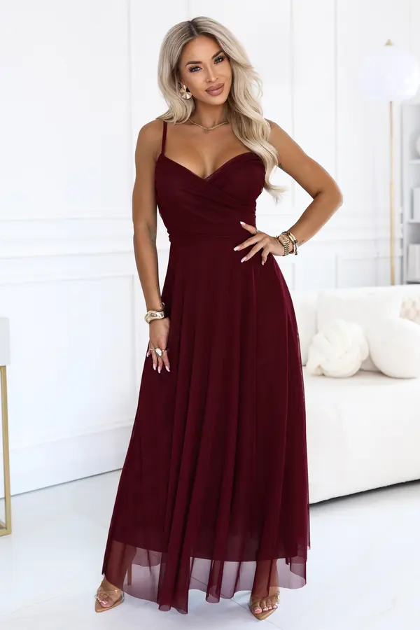 numoco basic Bordo dolga obleka z naramnicami in tilom