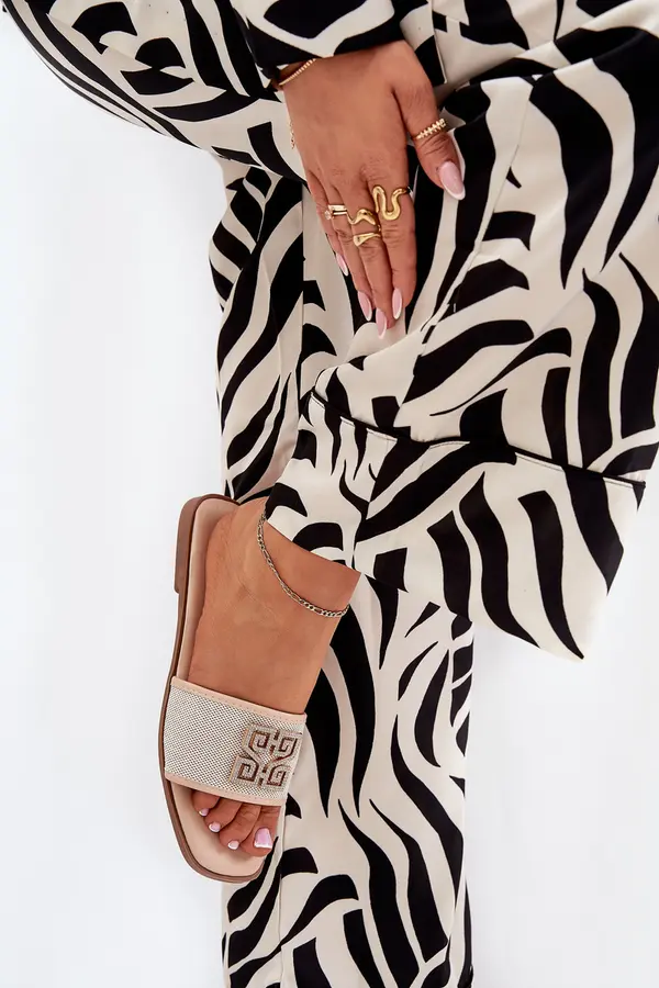 Boto Boto Elegant Women's Slippers With Decoration On Flat Heel Beige Lovehia