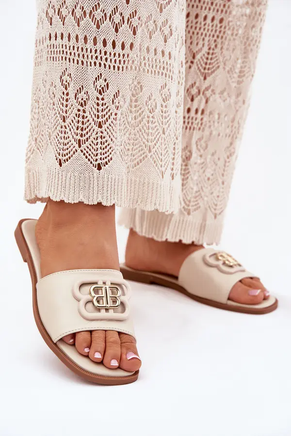 Boto Boto Flat Ladies Sandals With Decorative Detail Beige Nenitta