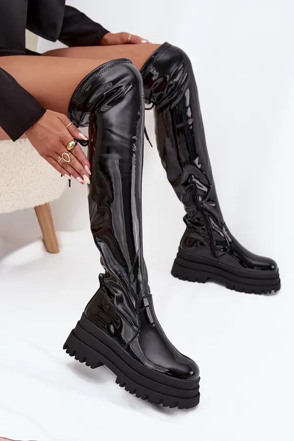 Boto Boto Glossy Knee High Boots On A Chunky Platform Black Ravela