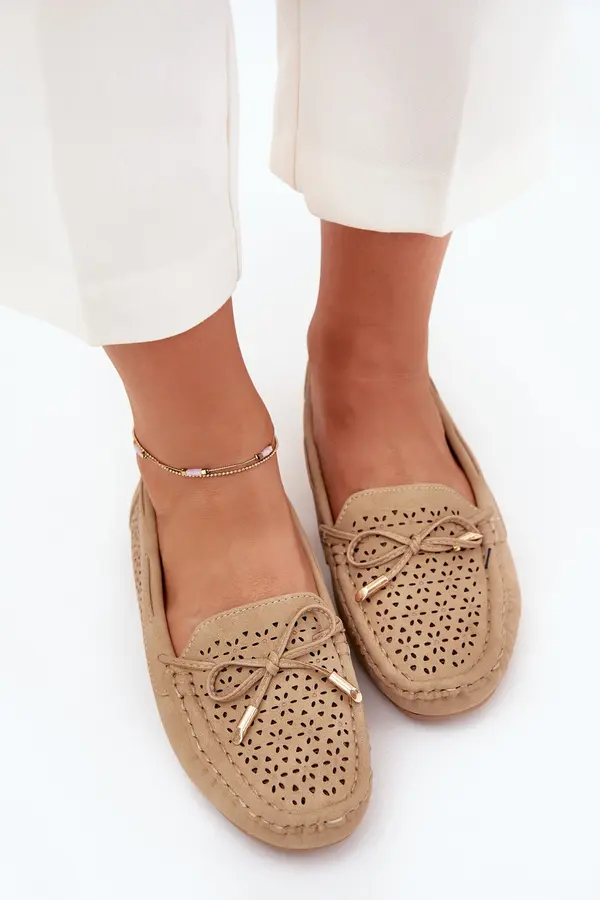 Boto Boto Ladies moccasins with perforated pattern and lacing Khaki Mirisa