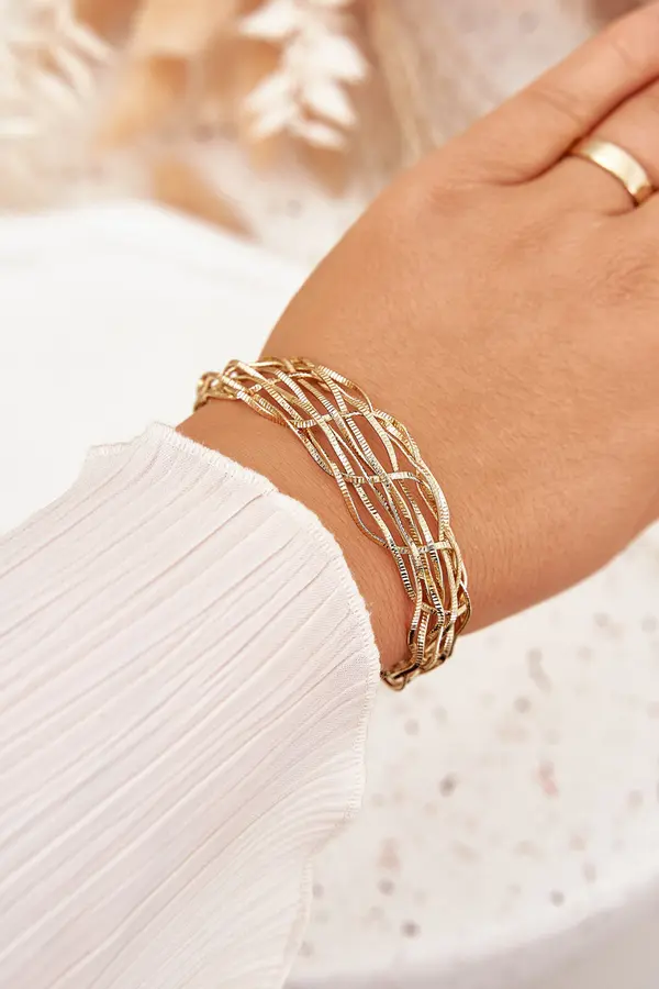 Boto Boto Sturdy bracelet made of surgical steel gold