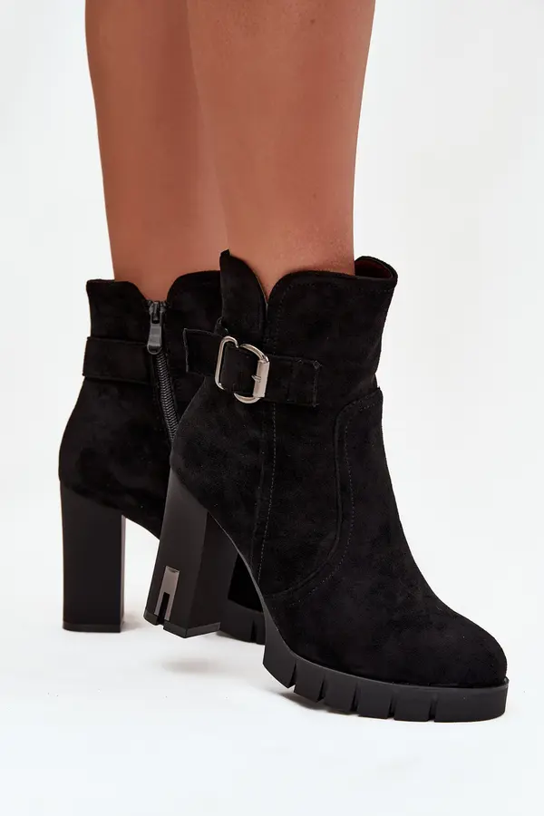 Boto Boto Women's heeled ankle boots with buckle lined black Selisse