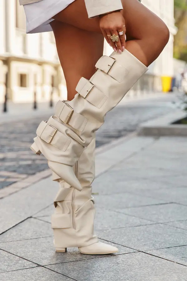 Boto Boto Women's High Heel Boots with Turned-up Shaft and Golden Buckles Light Beige Isavelle