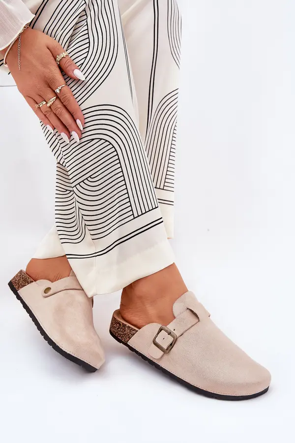 Boto Boto Women's platform clogs with buckle beige Selio