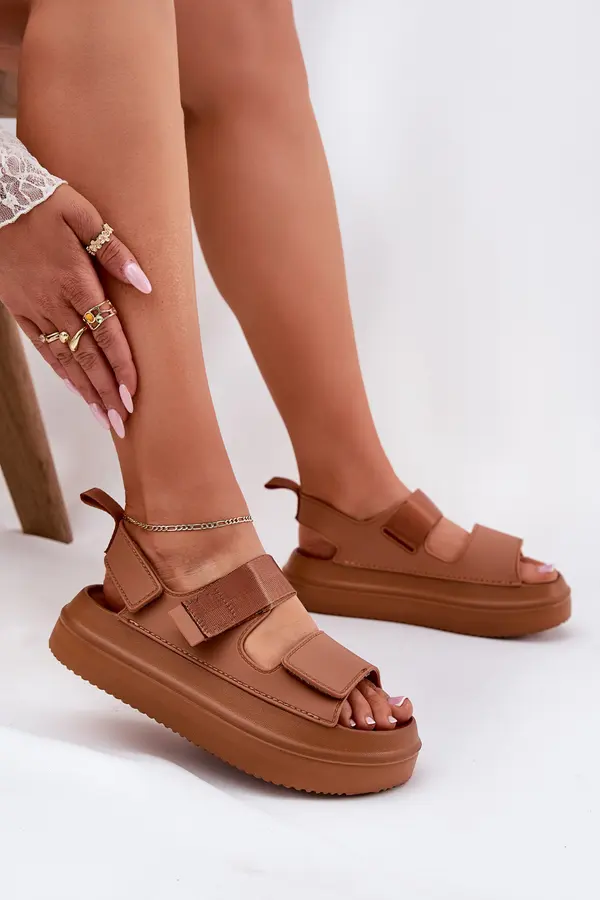 Boto Boto Women's platform sandals with Velcro Camel Nitepira