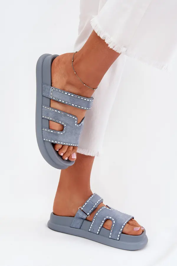 Boto Boto Women's sandals with decoration on the platform blue Delyna