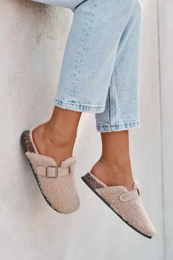 Boto Boto Women's slippers with sheep fur lining Beige Lorivine