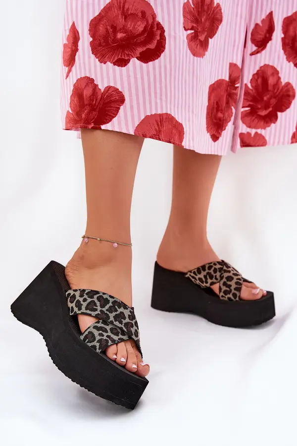 Boto Boto Women's Wedge And Platform Sandals Panther Black Sevolee