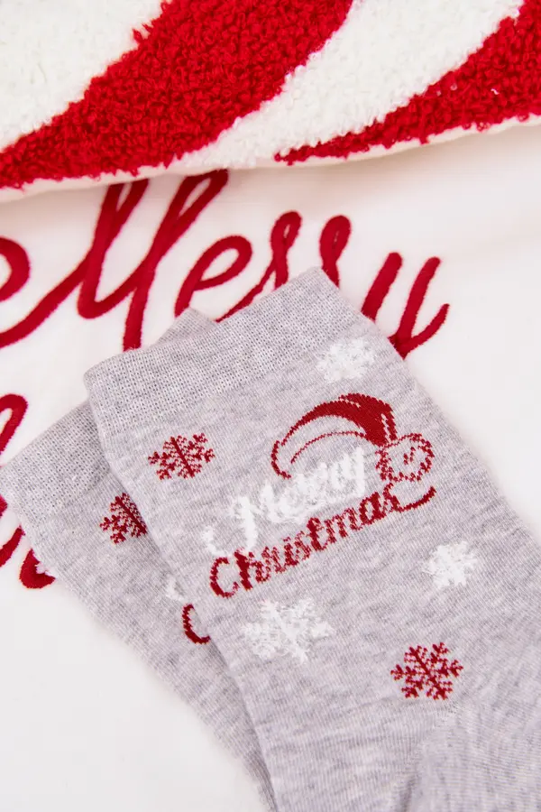 Aura.via Božične nogavice s snežinkami in besedilom