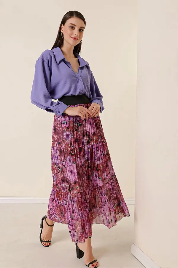 By Saygı By Saygı Wide Waist, Elastic Lined Chrysanthemum Pattern Tri-Pleat Skirt Purple