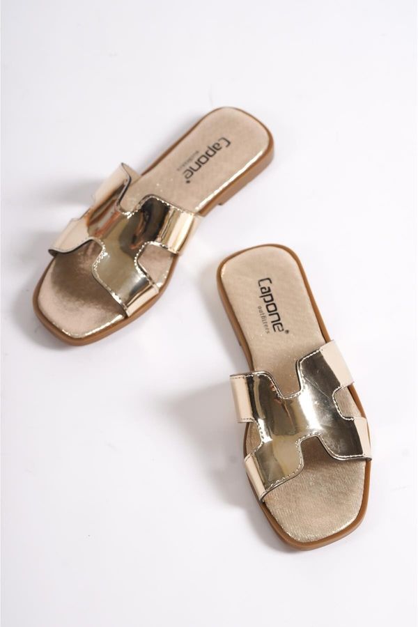 Capone Outfitters Capone Outfitters Capone Mirrored Halsey Gold Women's Slippers