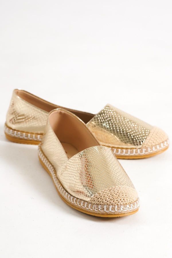 Capone Outfitters Capone Outfitters Capone Women's Gold Espadrilles