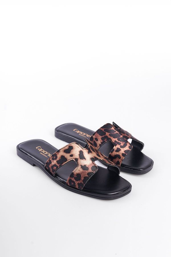 Capone Outfitters Capone Outfitters Halsey Women's Slippers