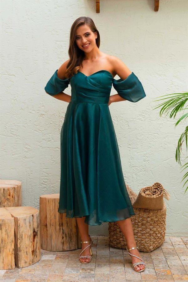 Carmen Carmen Emerald Low Sleeve Organza Engagement Evening Dress