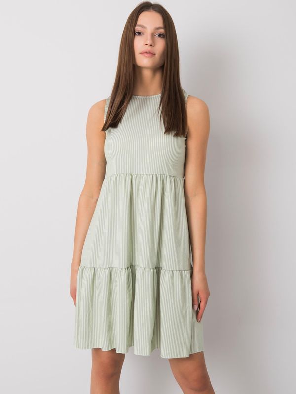 Fashionhunters Casual pistachio dress RUE PARIS