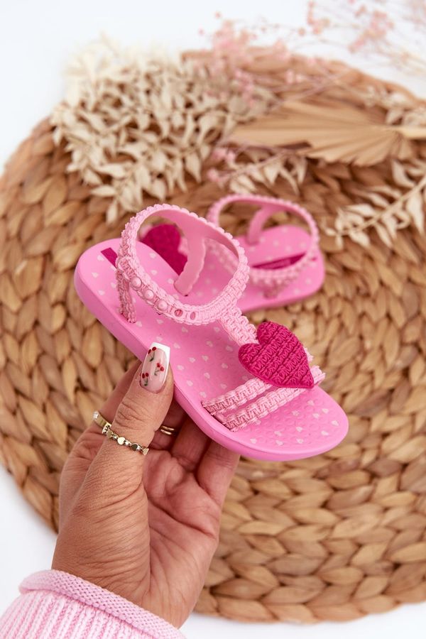 Kesi Children's Sandals with Heart 81997 Ipanema My First Baby Pink