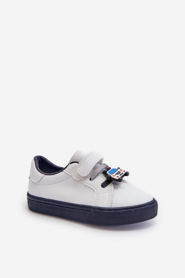Kesi Children's sneakers Sneakers with a pin, white and navy blue Pennyn