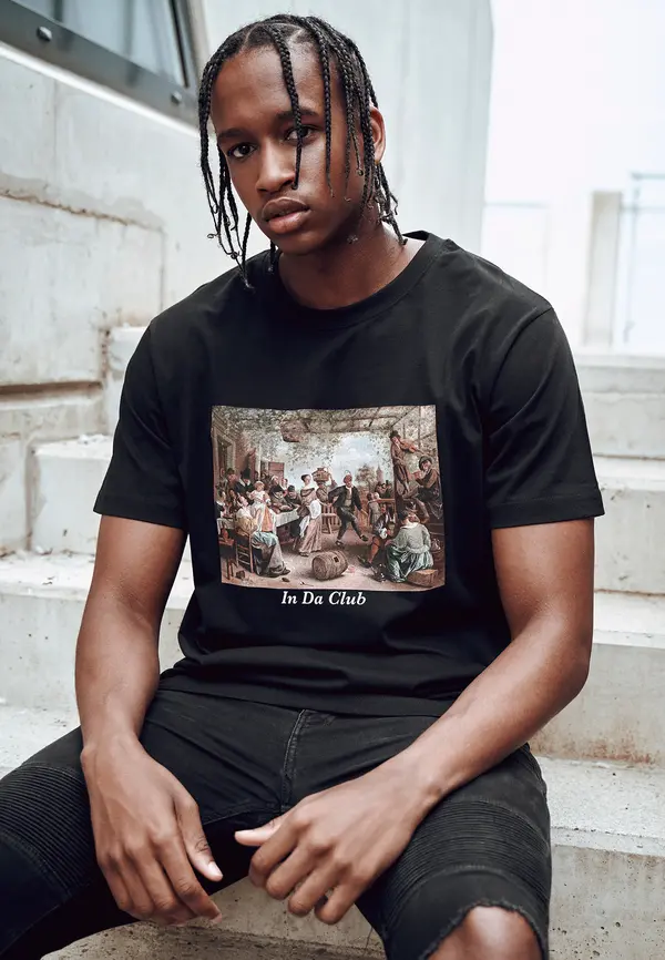 Mister Tee Club T-shirt in black