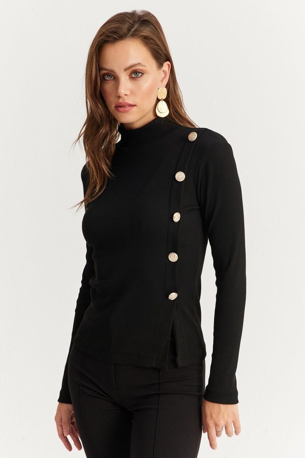 Cool & Sexy Cool & Sexy Women's Black Button Detailed Camisole Blouse