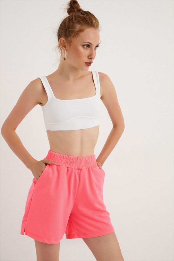 Cool & Sexy Cool & Sexy Women's Fuchsia Shorts with Pockets with Elastic Waist
