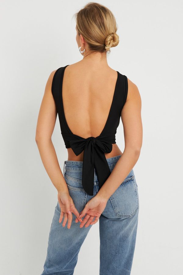 Cool & Sexy Cool & Sexy Women's Tie Back Crop Blouse Black