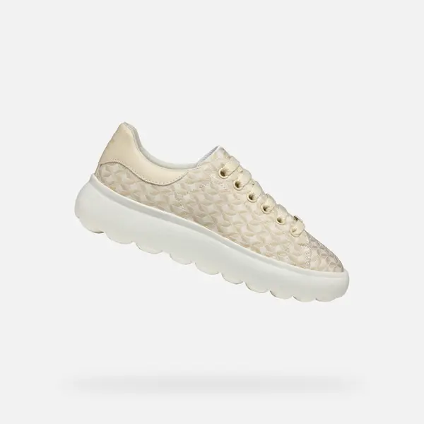 GEOX Cream women's sneakers Geox Spherica EC4.1 - Women's