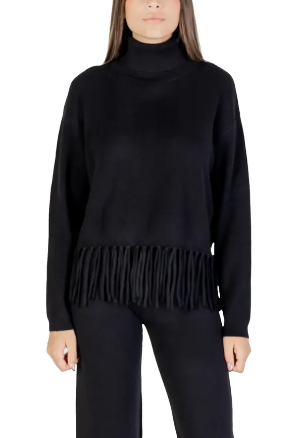 Choral Črn pulover z ovratnikom in resicami