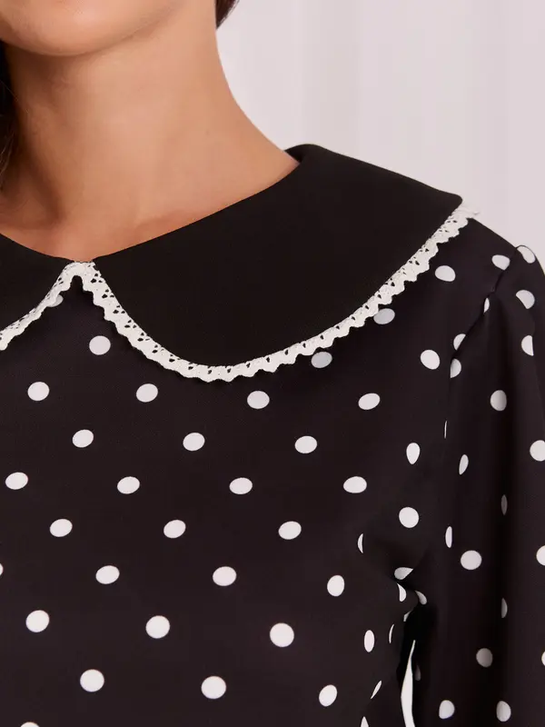 Italy Moda Črna elegantna bluza s pikami