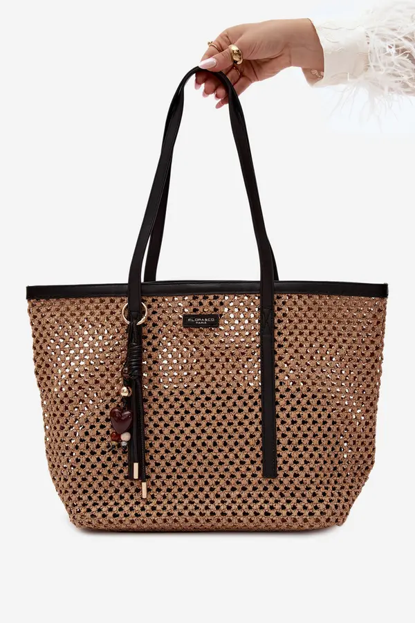 FLORA & CO Črna nakupovalna torba Flora&amp;Co z obeskom