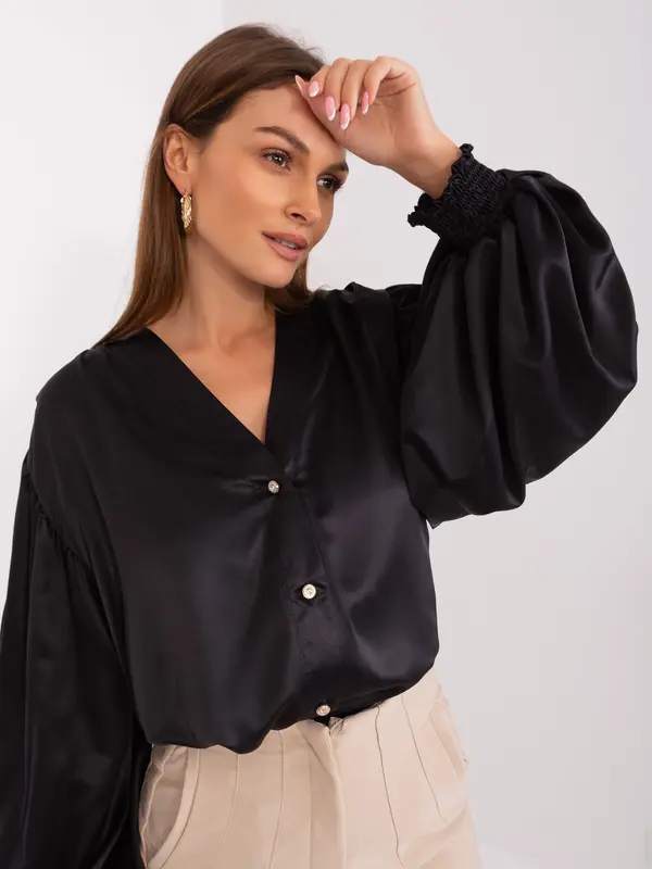 LAKERTA Črna satenasta bluza z balonarskimi rokavi