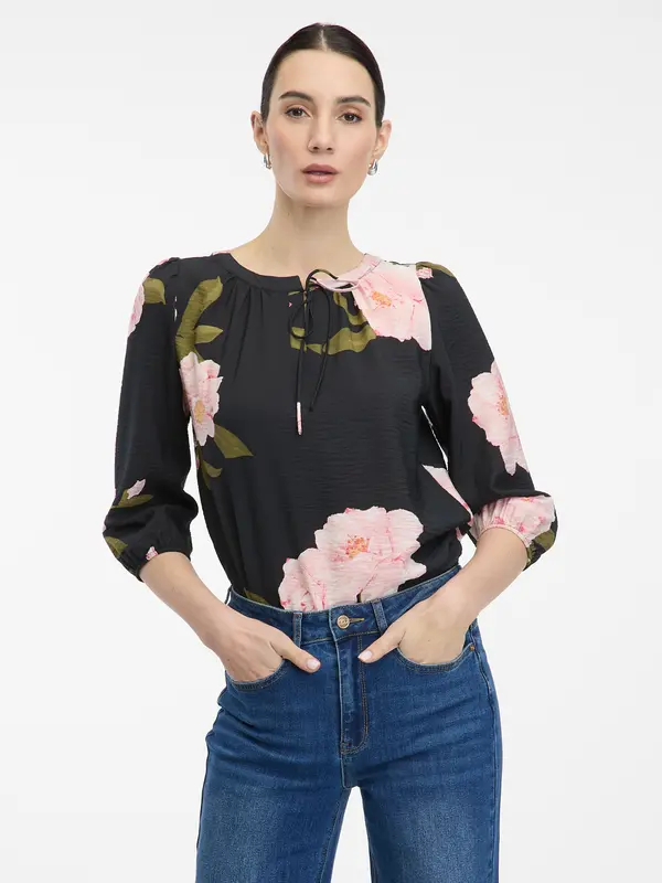Orsay Črna ženska bluza s cvetličnim vzorcem